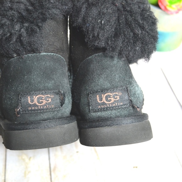 UGG Australia Womens Bailey Button BOOTS 5803 - Picture 4 of 6